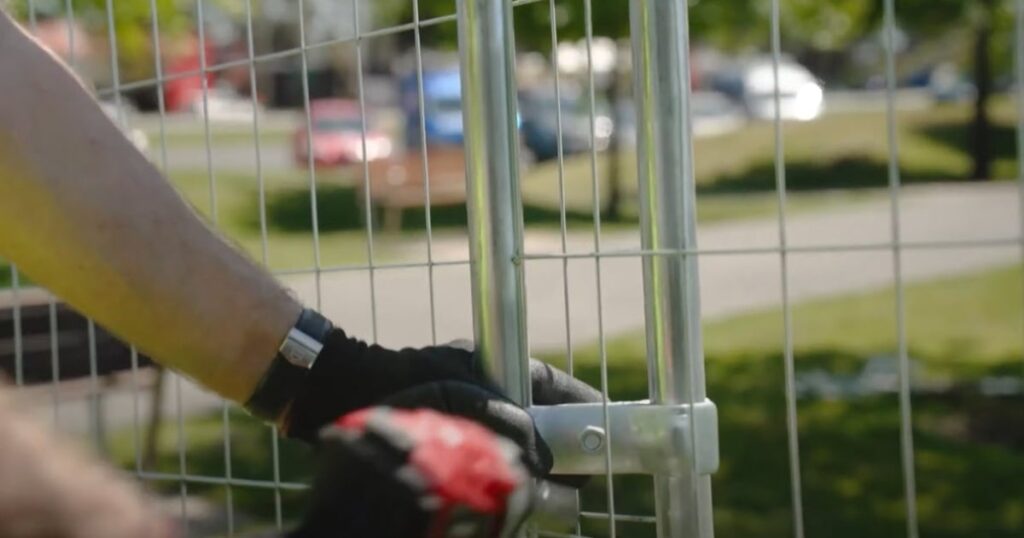 Temporary Fencing Guide: How to Install Temp Fence on a Slope | TTFS